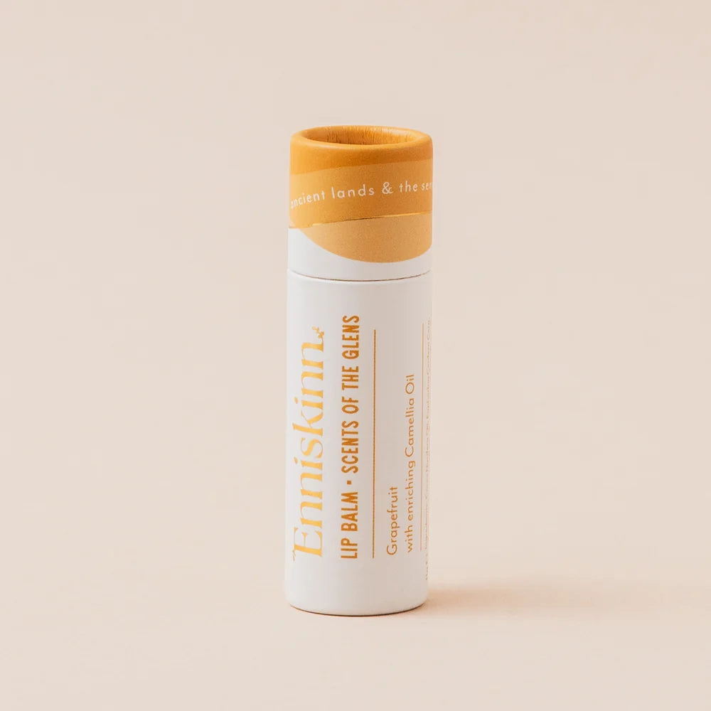 Grapefruit Lip Balm - Scents of the Glens
An all-natural lip balm scented with pure grapefruit essential oil, inspired by lush rolling hills.