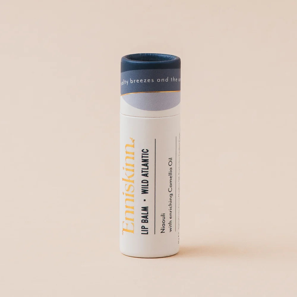 Niaouli Lip Balm - Wild Atlantic

An all-natural lip balm scented with pure niaouli essential oil, inspired by Atlantic breezes and untamed waves.